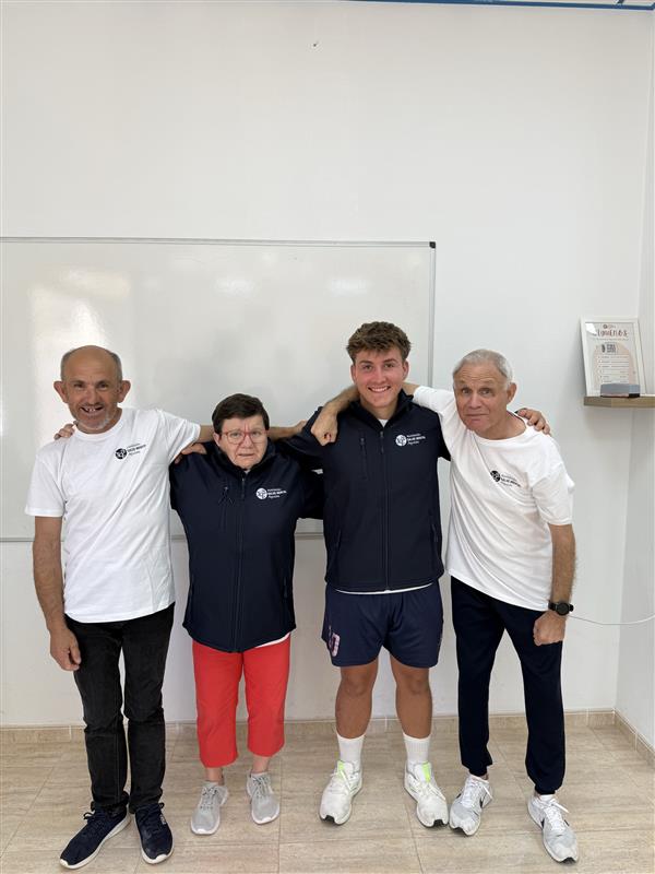 SMAguilas's tweet photo. GRACIAS a la Consejería de Política Social, Familias e Igualdad de la Región de Murcia 💙

Nuevo material para nuestro voluntariado 👕
Más que ropa: identidad y visibilidad ✨
Salud mental que suma y construye comunidad 💪

¡Gracias por hacerlo posible! https://t.co/4cH1nJmPUf