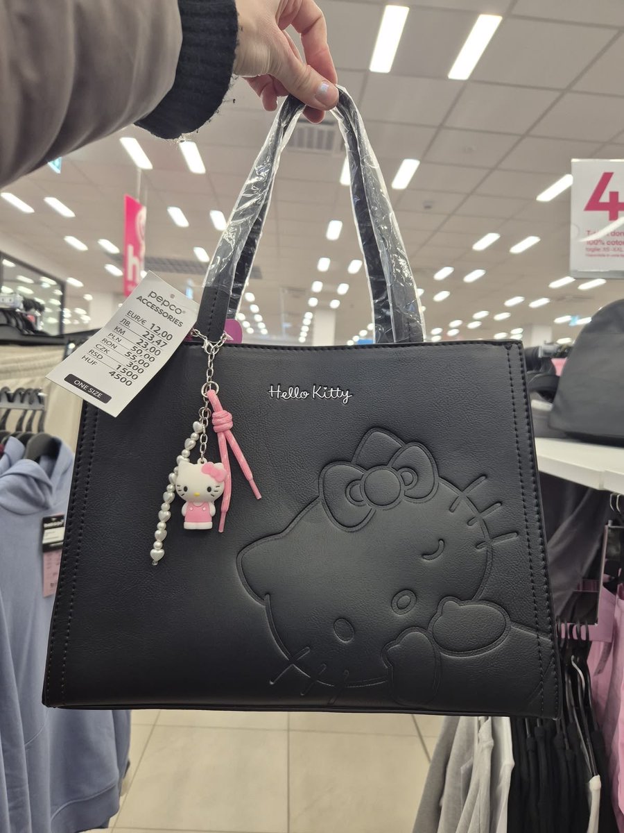 Kijahhh179's tweet image. I love a cutee bag!!!💗🫶🏾😌 #pinkaholic #pinkaholic #bags #cute