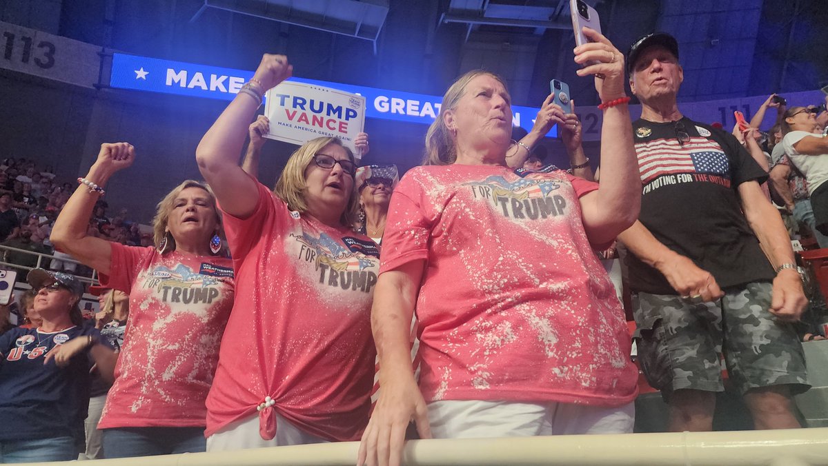 just Winter tweet media