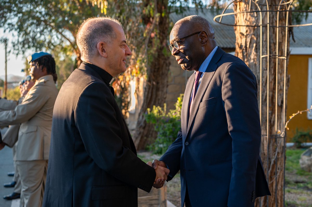 UN_CYPRUS's tweet image. Top @UN official in #Cyprus, Khassim Diagne, welcomed the Apostolic Nuncio to Jordan and Cyprus, Giovanni Pietro Dal Taso, to the 🇺🇳 Protected Area for a briefing on #UNFICYP’s work on the island. #A4P  

📸 UNFICYP/Peter Šulgan
