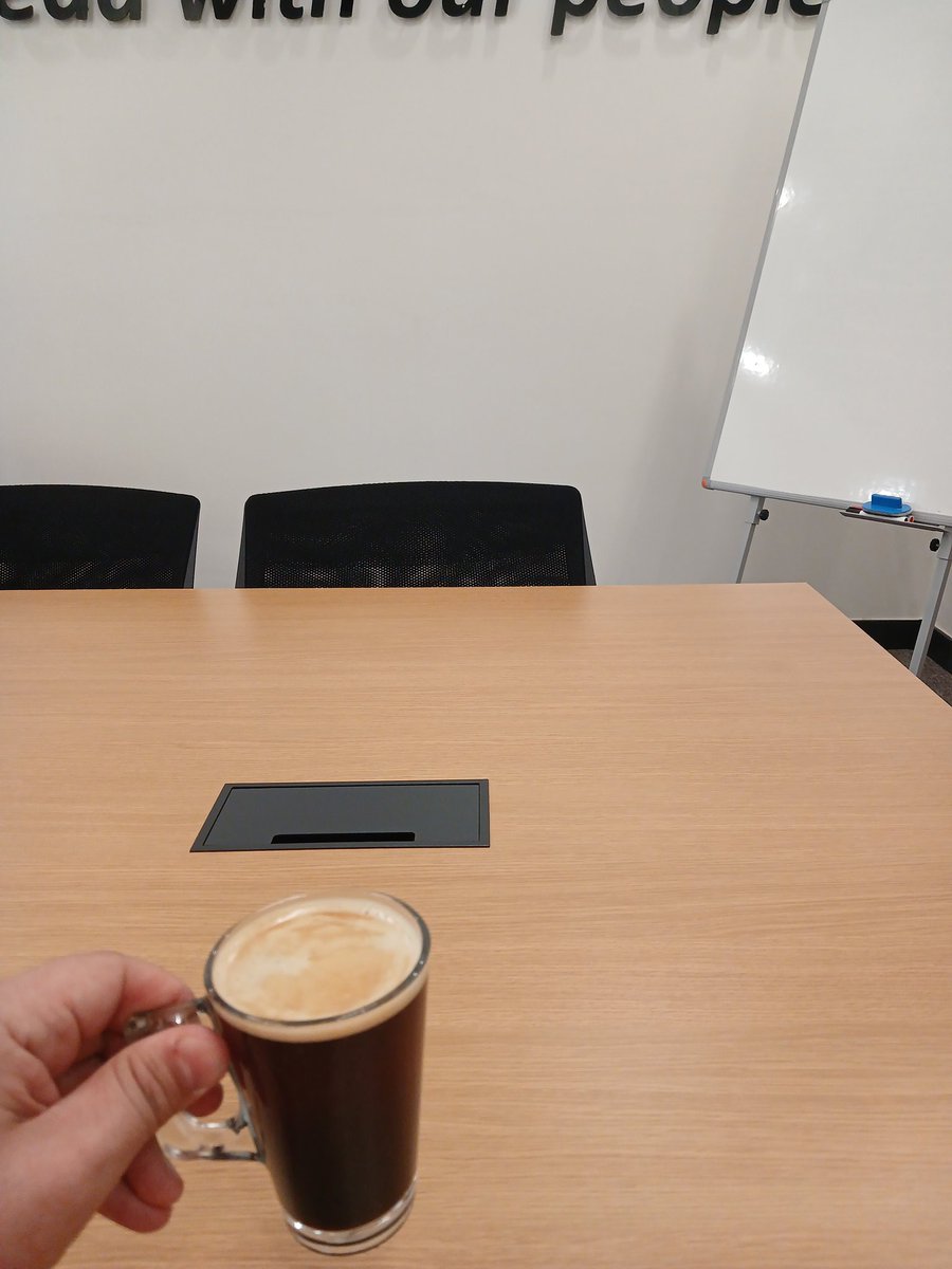 •Av.Ｂｅｎ ▪︎🐈‍⬛ ▪︎Ｂｅｒｋ▪︎🍺• tweet media