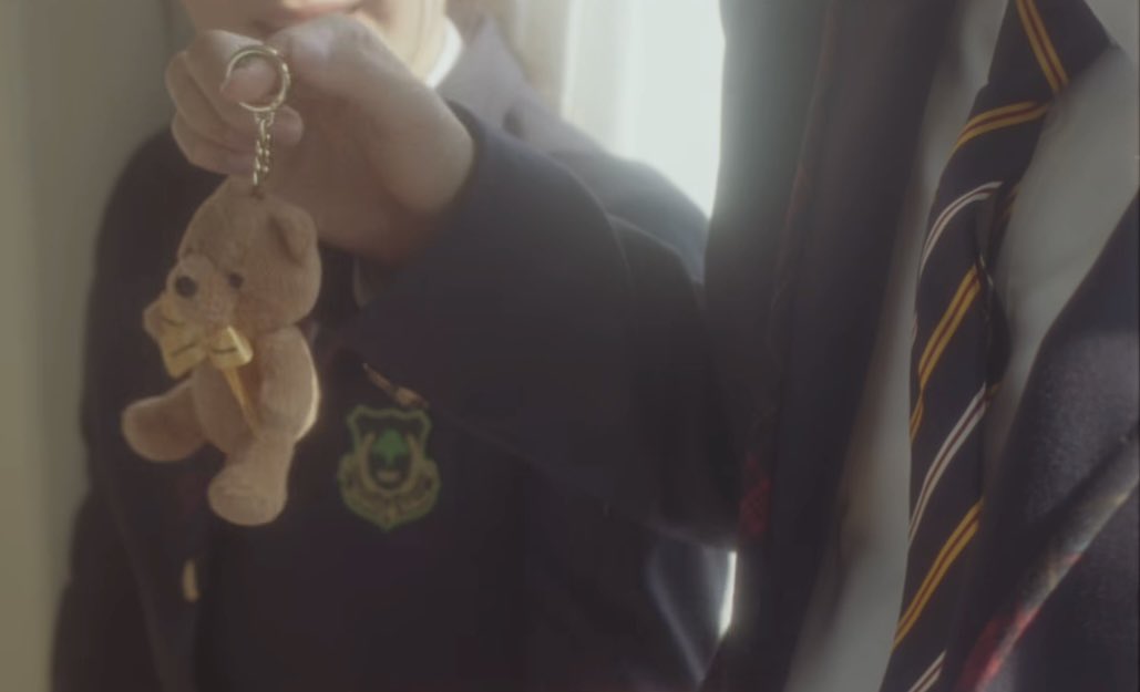 Taehyung Compose bear keyring
Each 1.5

#방탄팝업 #방탄굿즈 #방탄포카 #방탄양도 #방탄 #bts #btsgoods #bts #BTS12thAnniversary #btscapsules #BTSFESTA2025  
#방탄포카 #방탄굿즈 #방탄양도 #달방 #태형 #컴포즈