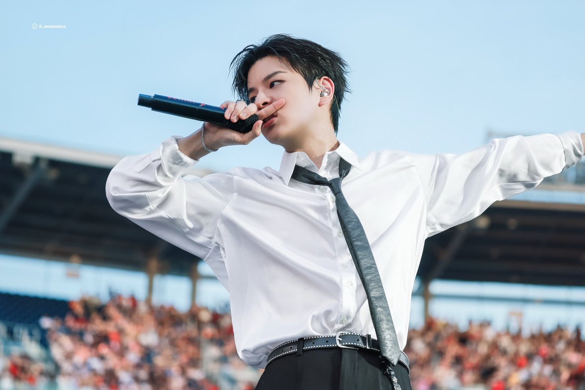 Mia !! 👻 tweet media