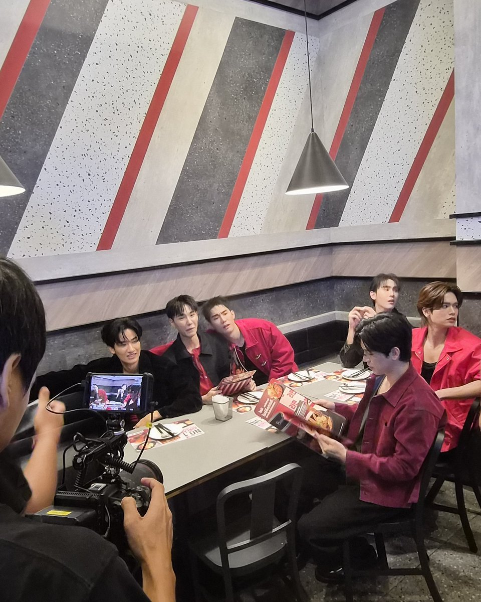 Bonchon Thailand tweet media