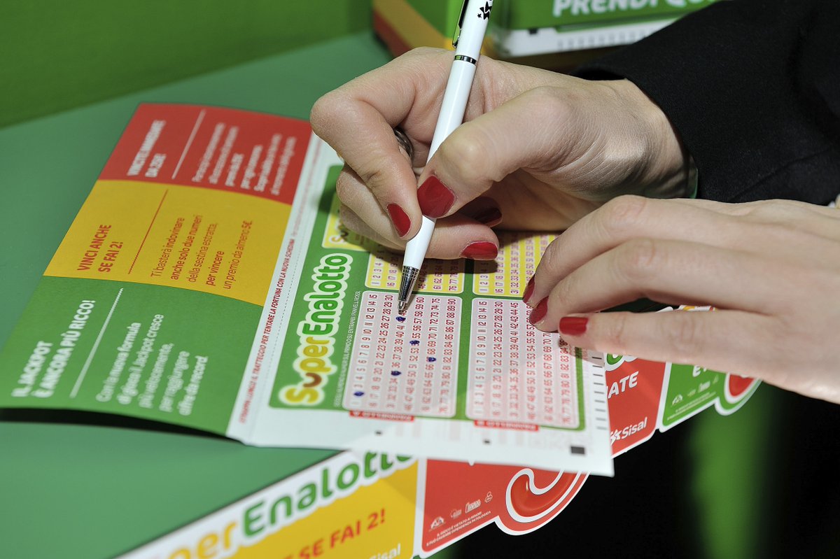 PressGiochi's tweet photo. SuperEnalotto: realizzata a Morciano di Romagna (RN) e a Napoli vincita da oltre 93 mila euro ciascuno: https://t.co/5liVtb3oOq https://t.co/xh0oc5OwMl