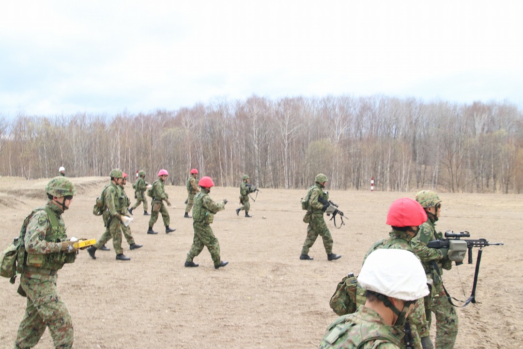 4icampobihiro's tweet photo. ＃１連隊練成訓練　Ｐａｒｔ３
各個戦闘射撃

#連隊練成訓練 #連隊 #各個戦闘射撃 #戦闘射撃 #射撃 
#陸上自衛隊 #帯広駐屯地 #第５旅団 #第４普通科連隊 #４連 #道東 #十勝 #帯広 
#GSDF #GroundSelfDefenseForce #CampObihiro #4thinfantry #EastHokkaido https://t.co/Nod9ki75Oo