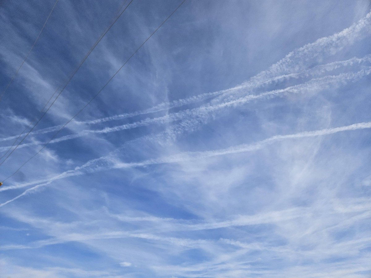 DELTA9_DELTA9's tweet image. look at this mess above Northwest Colorado #geoengineering