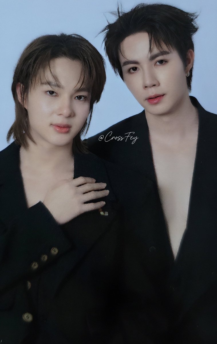 fey_cross tweet media