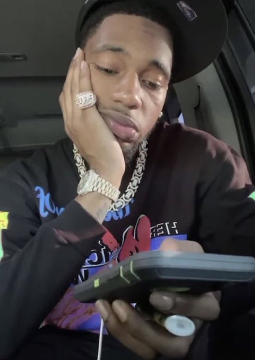 Fayyy🌸🤭 tweet media