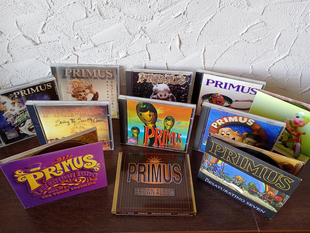 w_ulanowski's tweet image. Wynona's got herself a big... Brown Album 😋😜
#Now_Playing #Primus