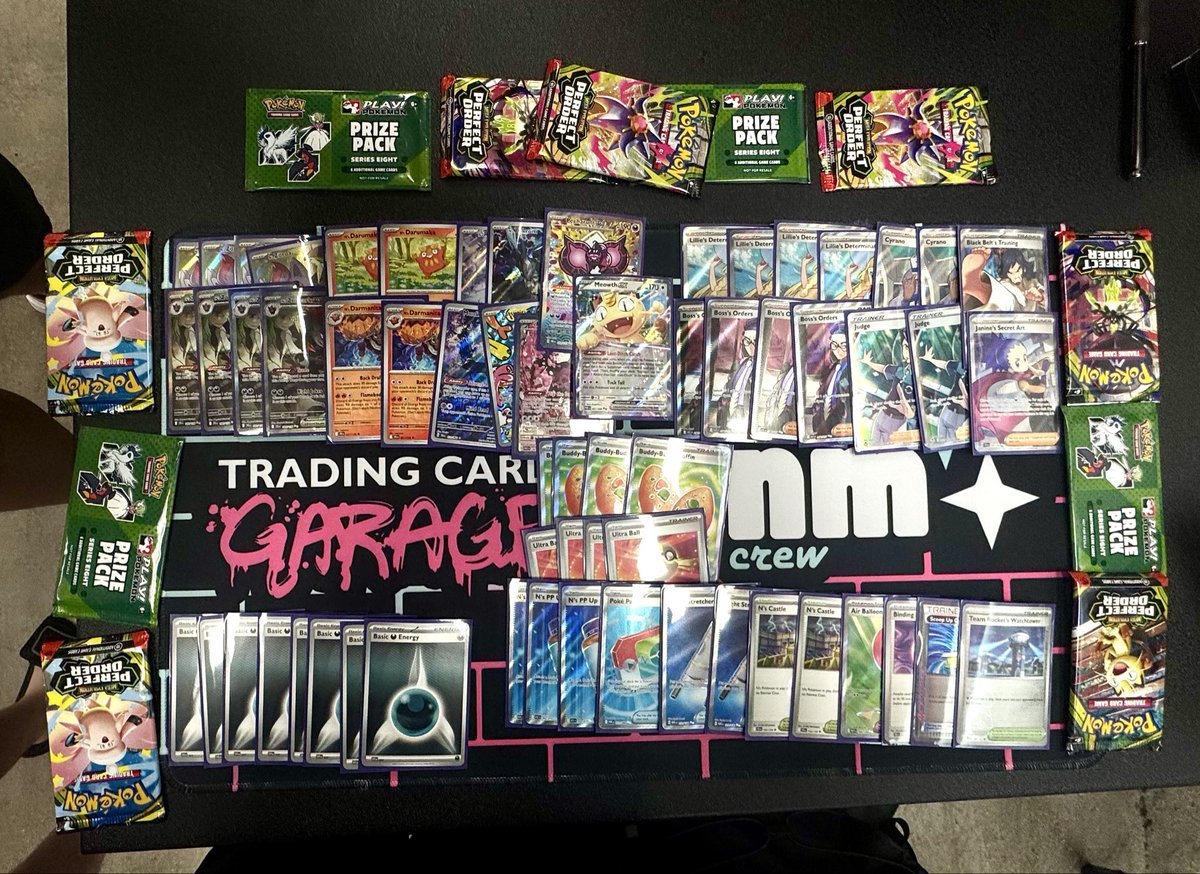 blueduckblanket's tweet photo. 4-1 at a challenge tn

zoro pls save me

shoutout to @NearMintCrew  for the support always https://t.co/rI4fF3lRtr
