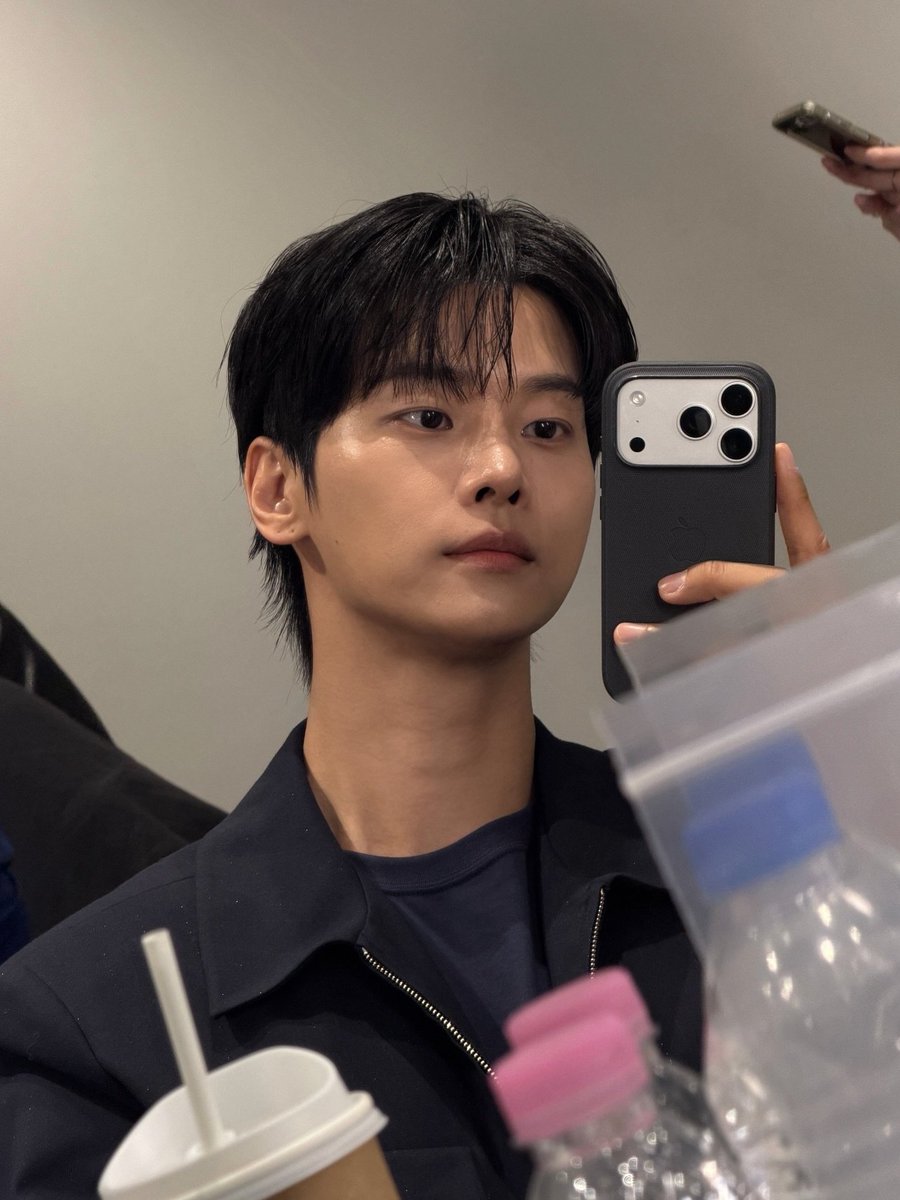 빅고 tweet media