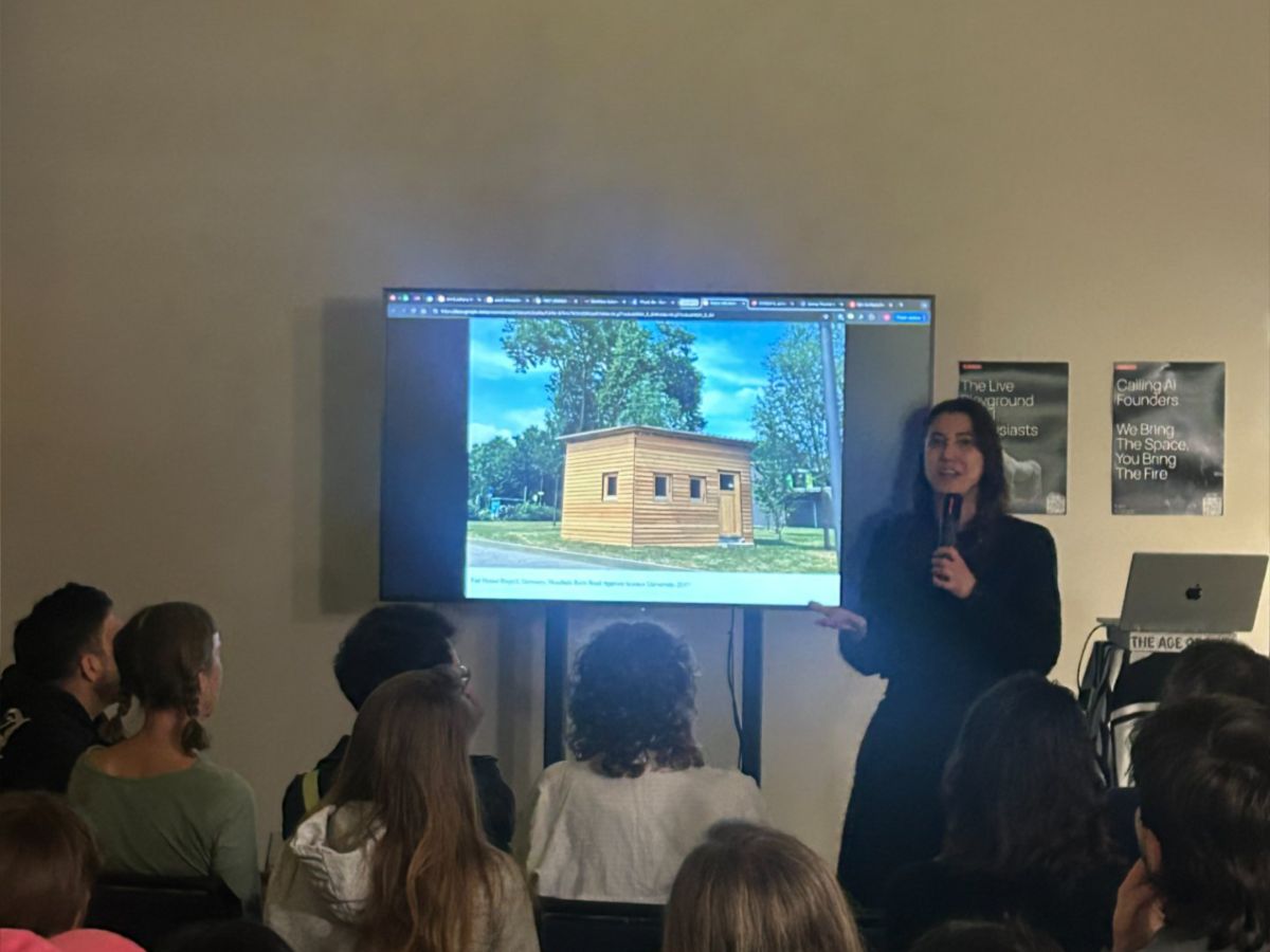 Ojin_AI's tweet image. Still buzzing from SOIRÉE XD #17. 

Five speakers at Ojin AixHaus on digital ghosts, economic trauma, and philosophy that still resonates.

The conversation kept flowing onto the deck and down the Chausseestraße sidewalk.

See you at #18. 🥃 

#soireexd #ojinaixhaus #futureofwork