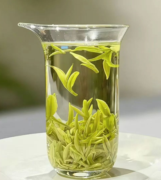 NancyYe598522's tweet photo. 这个茶色!太美妙了#信阳毛尖 #春日品茶趣 #SipTheSpring https://t.co/PZkUUJiIBF