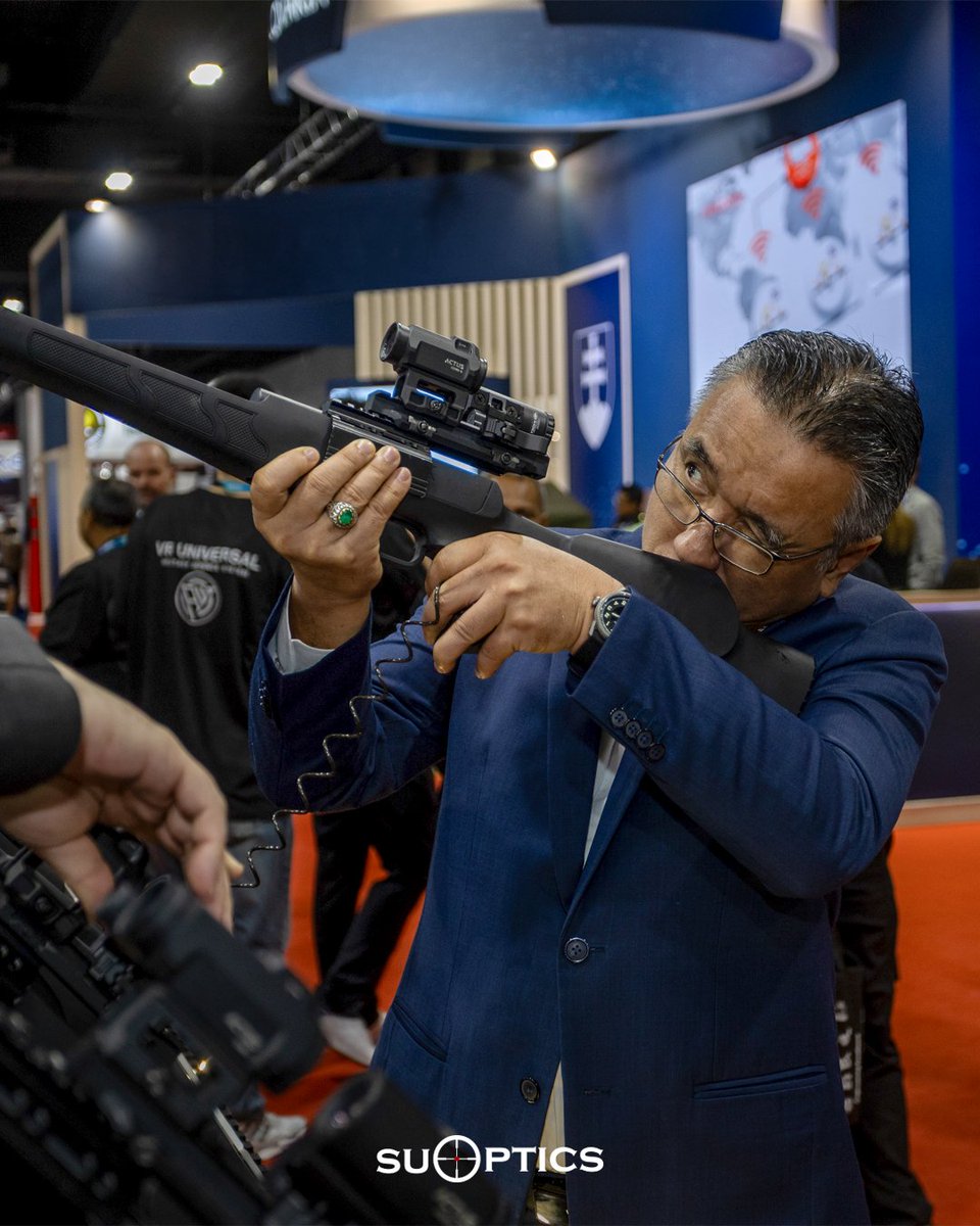 teamactus's tweet image. Day 3 at DSA 2026 🇲🇾

Strong interest from global visitors at the SUOPTICS booth.
Experience precision. Experience reliability.
#DSA2026 #SUOPTICS #DefenseTech #Military