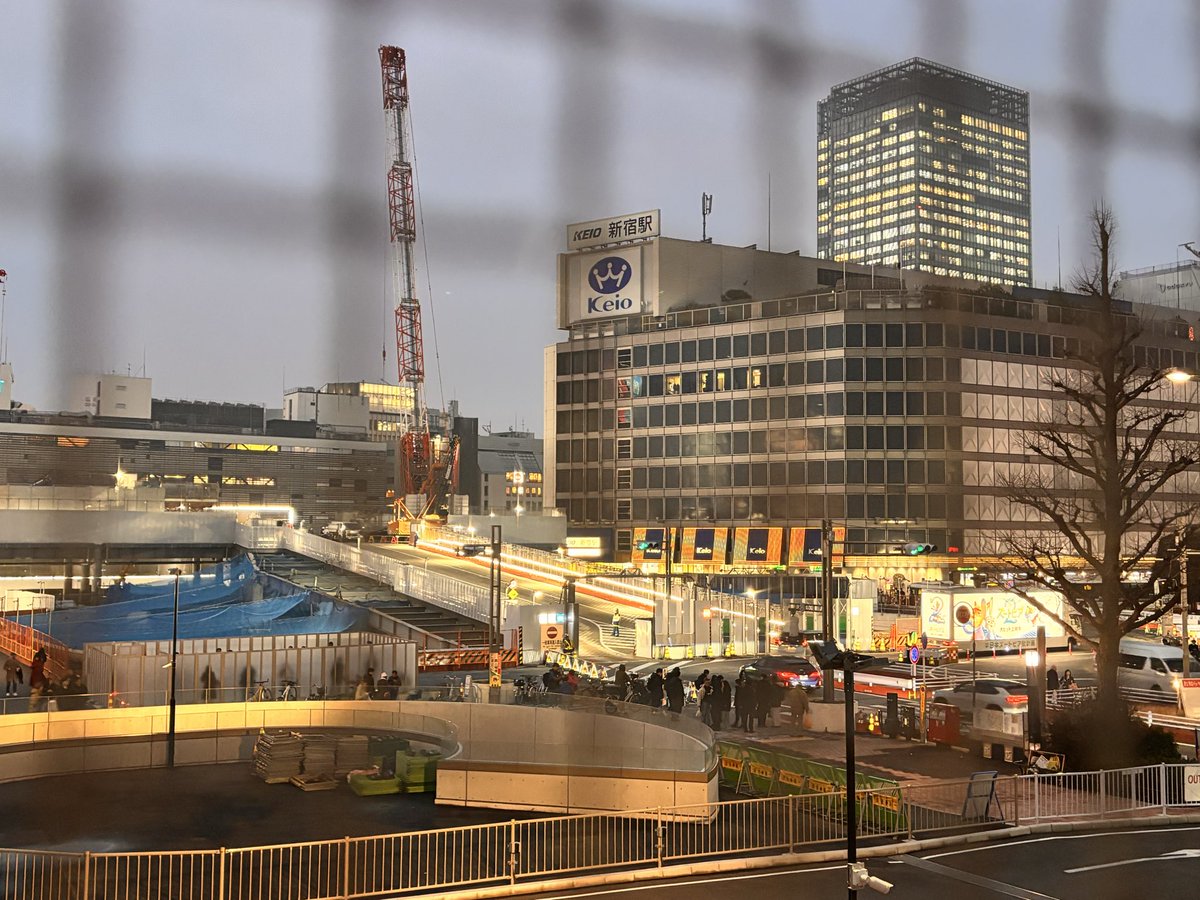 ばなな tweet media