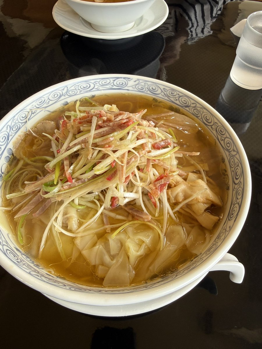 みの tweet media