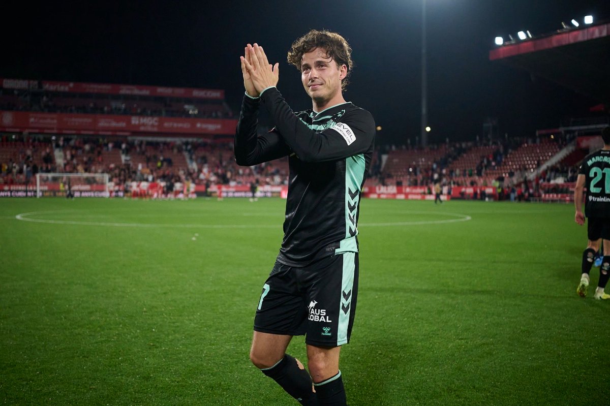 Rodrigo Riquelme tweet media