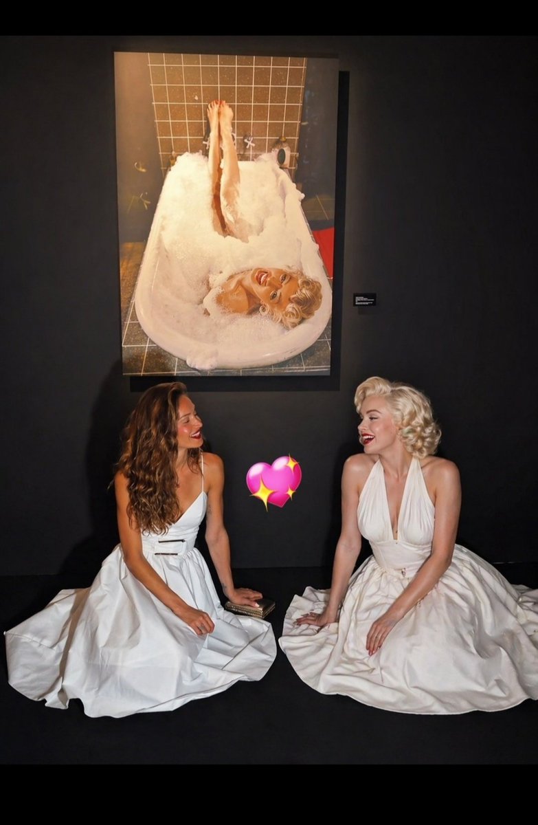 TurkuTurku4057's tweet image. NOOO...HELEEEEE....HELENAAAA....SEII BELLISIMAAAAA @zeudidipalma  seni çok iyi anlıyorum...@helenaprestes  bir "RUYA"...#zelena #heleners #zeudiners SAUDADE...