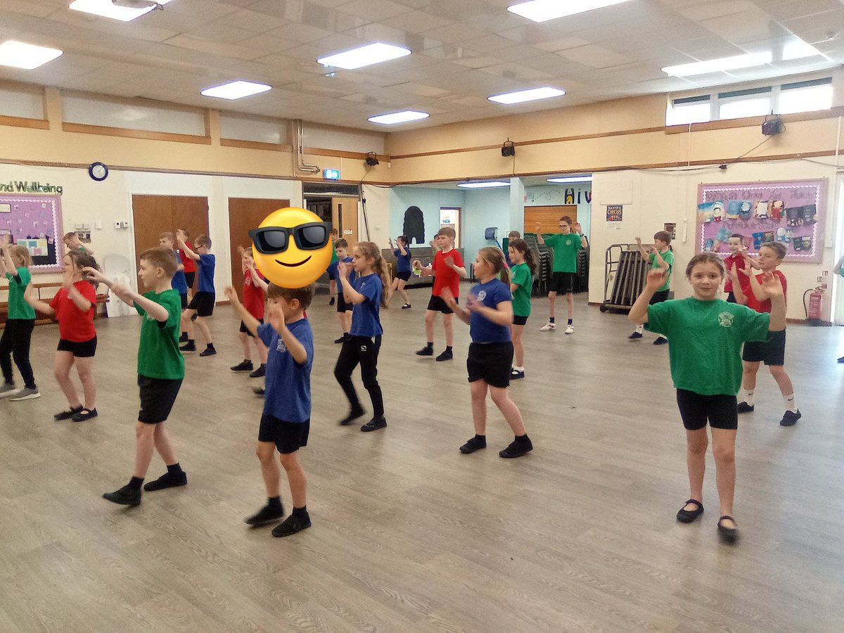 #HighfieldsPE We were lucky enough to have a visitor today to show us how to do some bhangra dancing.