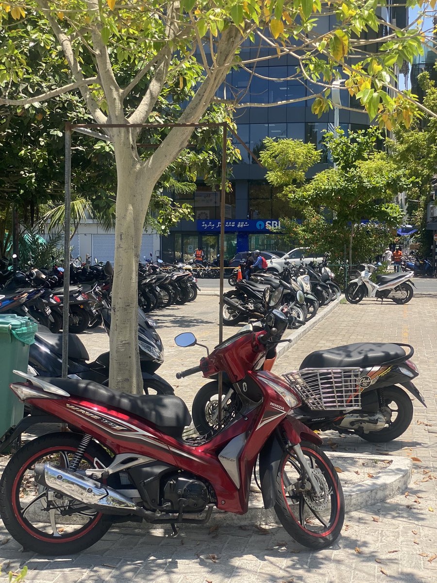 mfurqaan tweet media