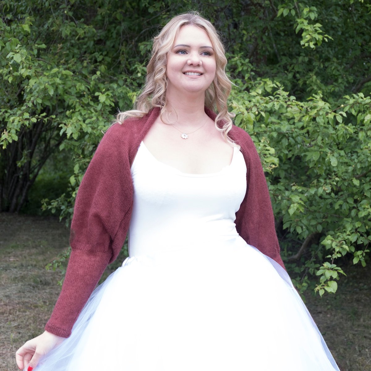 SuperSoftKnits's tweet image. Soft mohair &amp;amp; silk #Bolero ✨Elegant #puffsleeve #jacket — perfect #wedding cover-up or #evening #party look  #Handmade #Knitwear #SuperSoftKnits 

shorturl.at/7kp7J