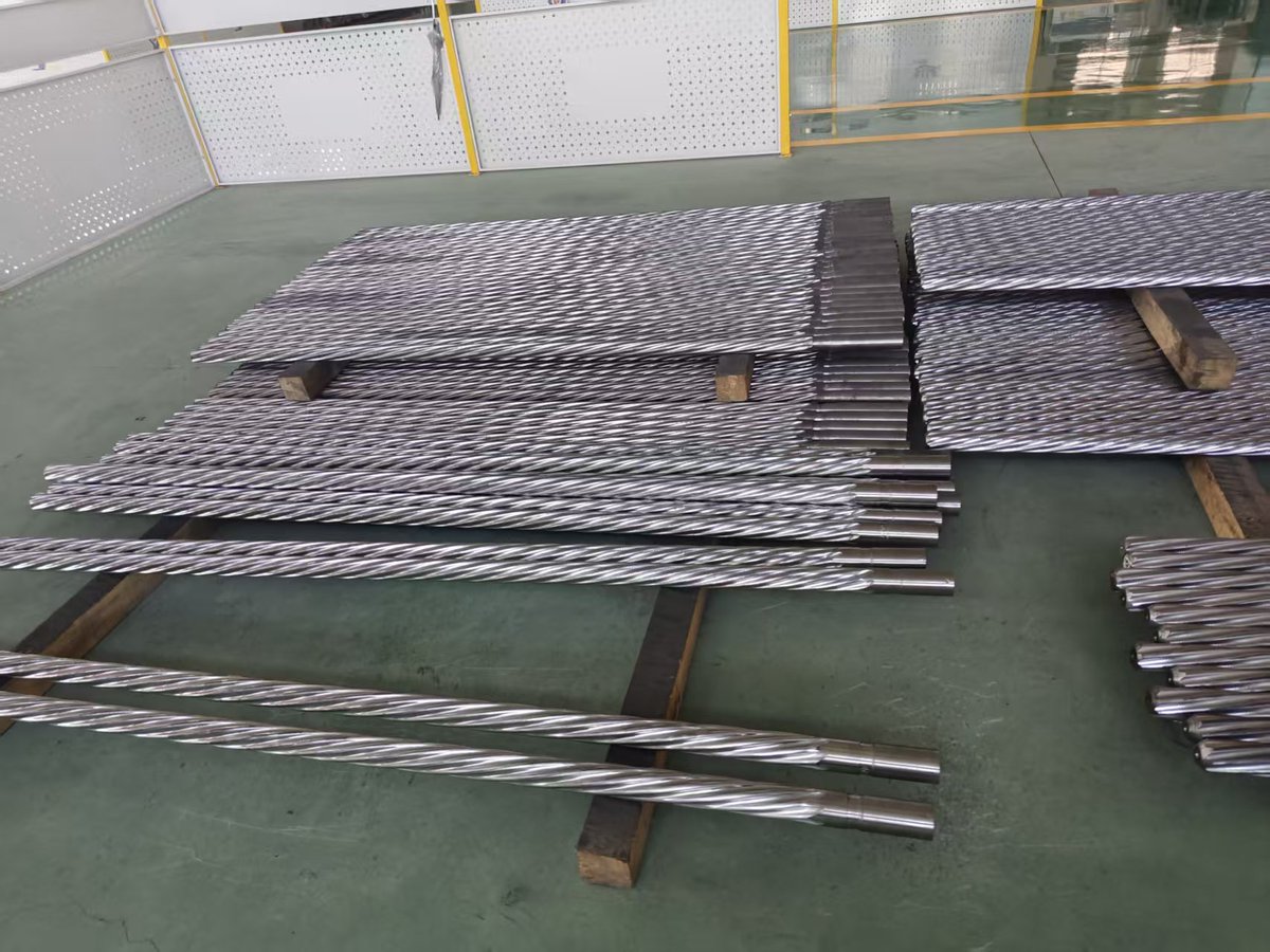 WQIKpLDp8f14764's tweet image. ⚙️ Xituo mud motor rotors undergo strict inspection for precision &amp;amp; durability 🏭 Built for shale gas, geothermal &amp;amp; oil drilling operations 
📧 xituojixie@gmail.com
#henanxituo #mudmotor #rotor #drillingequipment #downholetools