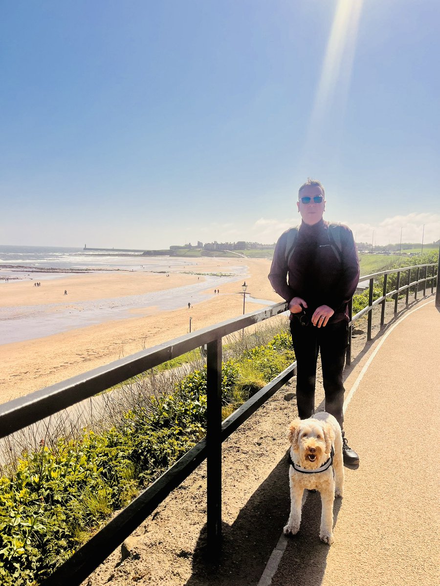 84Dippy's tweet photo. Walked into Tynemouth yesterday, had some lunch and nosey in some shops https://t.co/QB2q7QCNpT