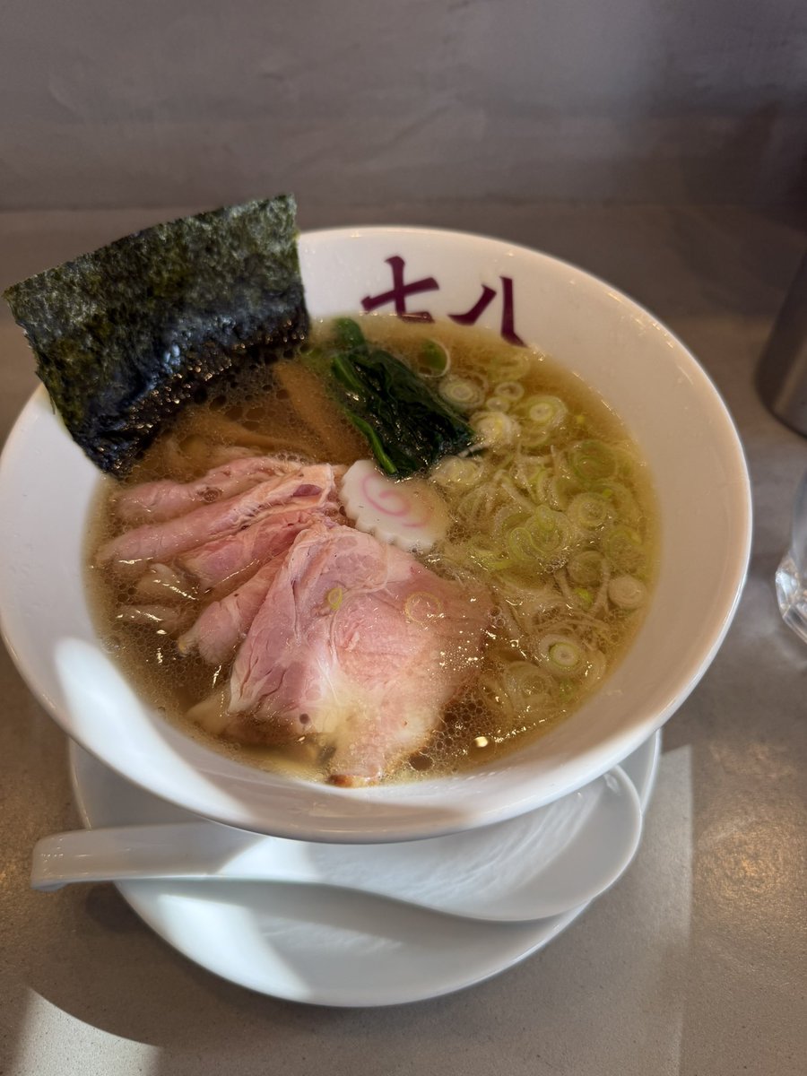 みの tweet media