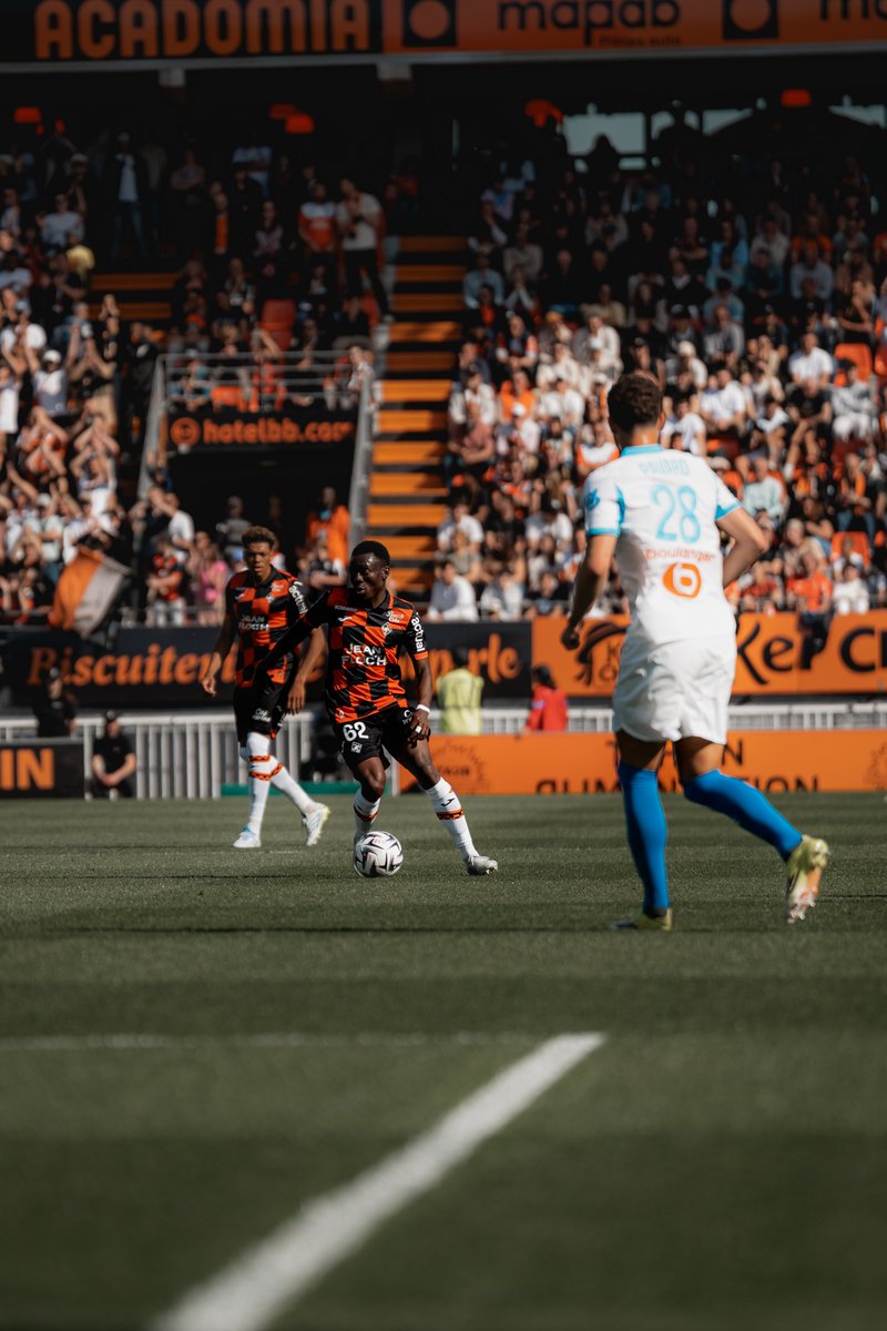 FC LORIENT 🐟 tweet media