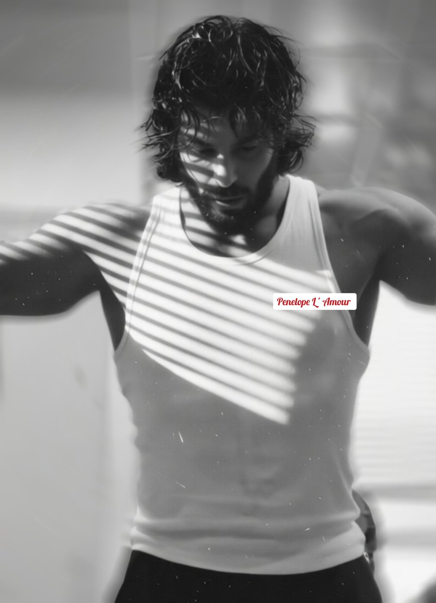 Gunaydin Reinas 😘 

Aunque nos acostumbremos a ver algunas cosas,
no olvidemos el enorme esfuerzo que hay detrás 💙⭐️

#CanYaman  ♾️