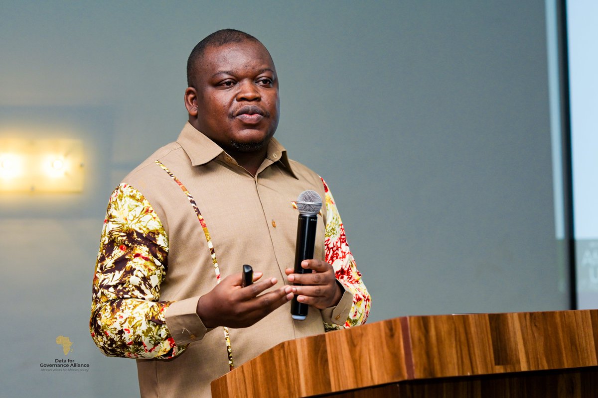 AU_ECOSOCC's tweet image. We’re at the @Data4GovAfrica Continental Convening in Accra, #Ghana 🇬🇭!

We’re reflecting on #democracy, #governance, and #humanrights (which are central to citizens’ lived experiences across #Africa); and how data helps us understand and respond to these realities.

So far,