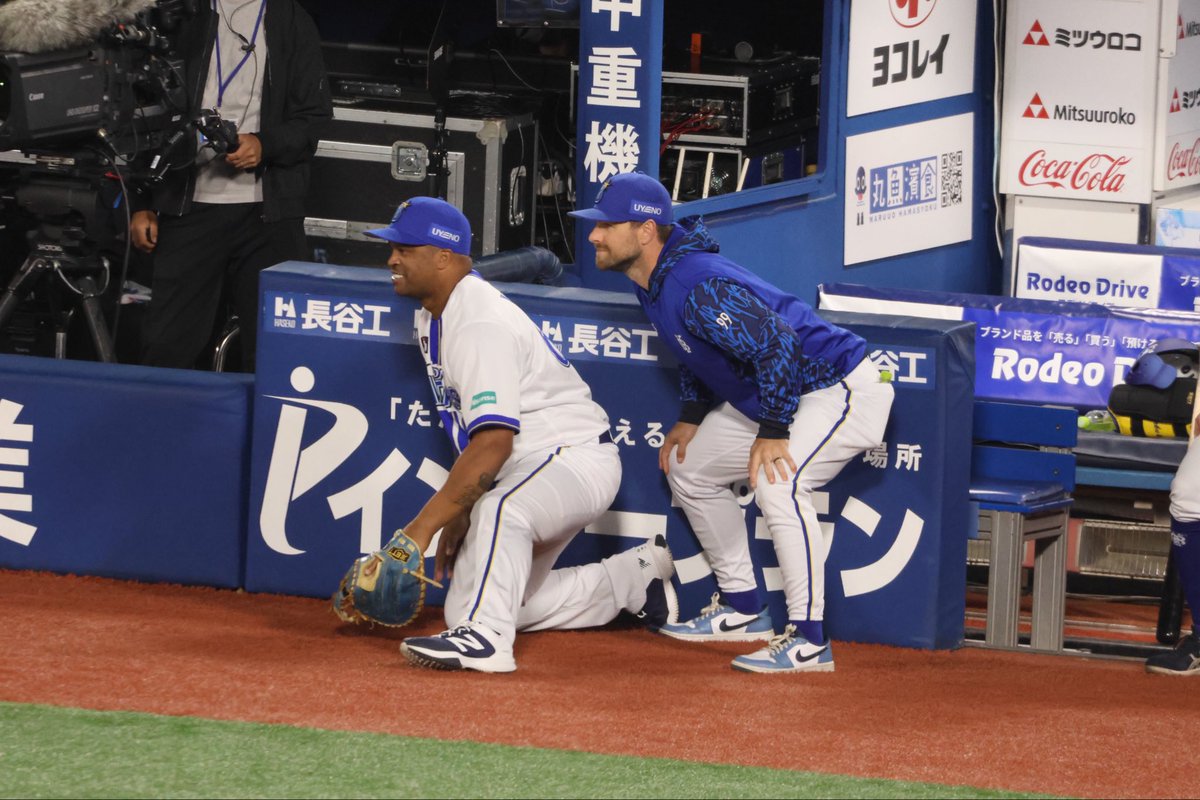 sora_oso5's tweet photo. ヒュンメルさんは球審も出来る模様
2026.4.21 対阪神
#ヒュンメル
#baystars https://t.co/ONwcJRB1T9