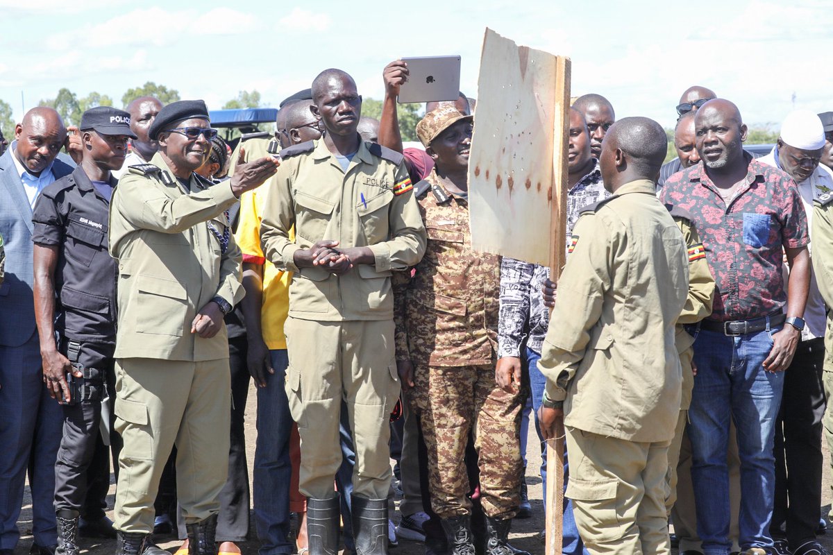 Uganda Police Force tweet media