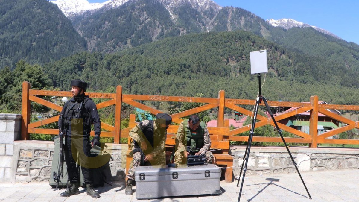 UNI_Photos's tweet image. In Photos | In the aftermath of the Pahalgam terror attack, security has been stepped up across Pahalgam, where 26 tourists were killed.

📸: Shah Junaid / UNI

#JammuAndKashmir | #Pahalgam | #PahalgamAttack | #PahalgamTerrorAttack | #UNI