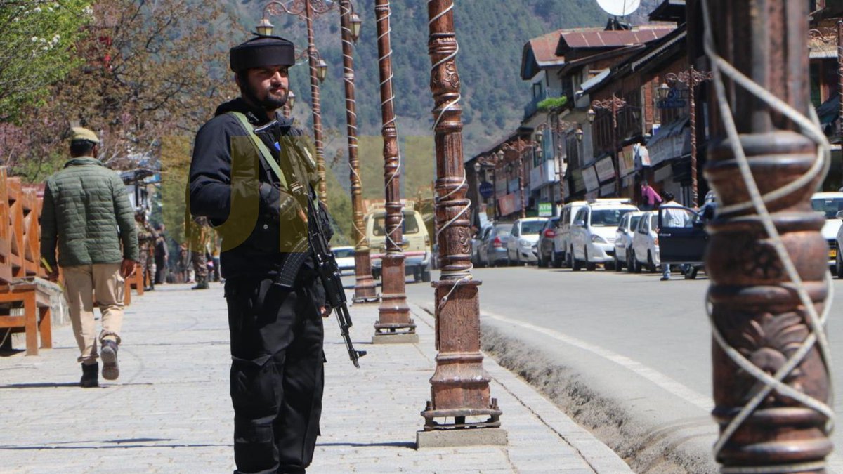 UNI_Photos's tweet image. In Photos | In the aftermath of the Pahalgam terror attack, security has been stepped up across Pahalgam, where 26 tourists were killed.

📸: Shah Junaid / UNI

#JammuAndKashmir | #Pahalgam | #PahalgamAttack | #PahalgamTerrorAttack | #UNI