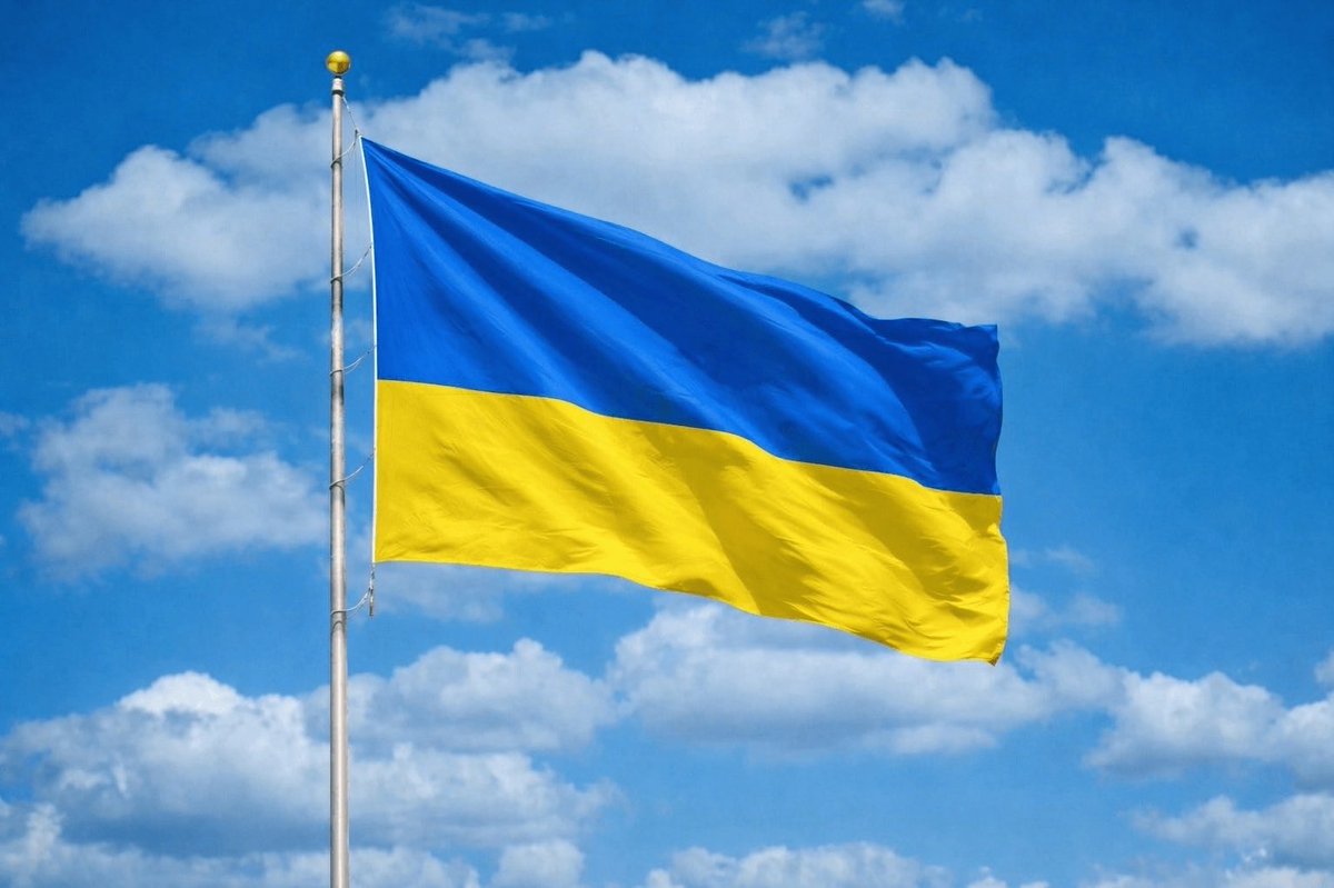 BRICSinfo's tweet photo. JUST IN: 🇺🇦🇷🇺 Ukraine says Russian missiles are flying near Chernobyl, risking major incident. https://t.co/4NpvbuB48M