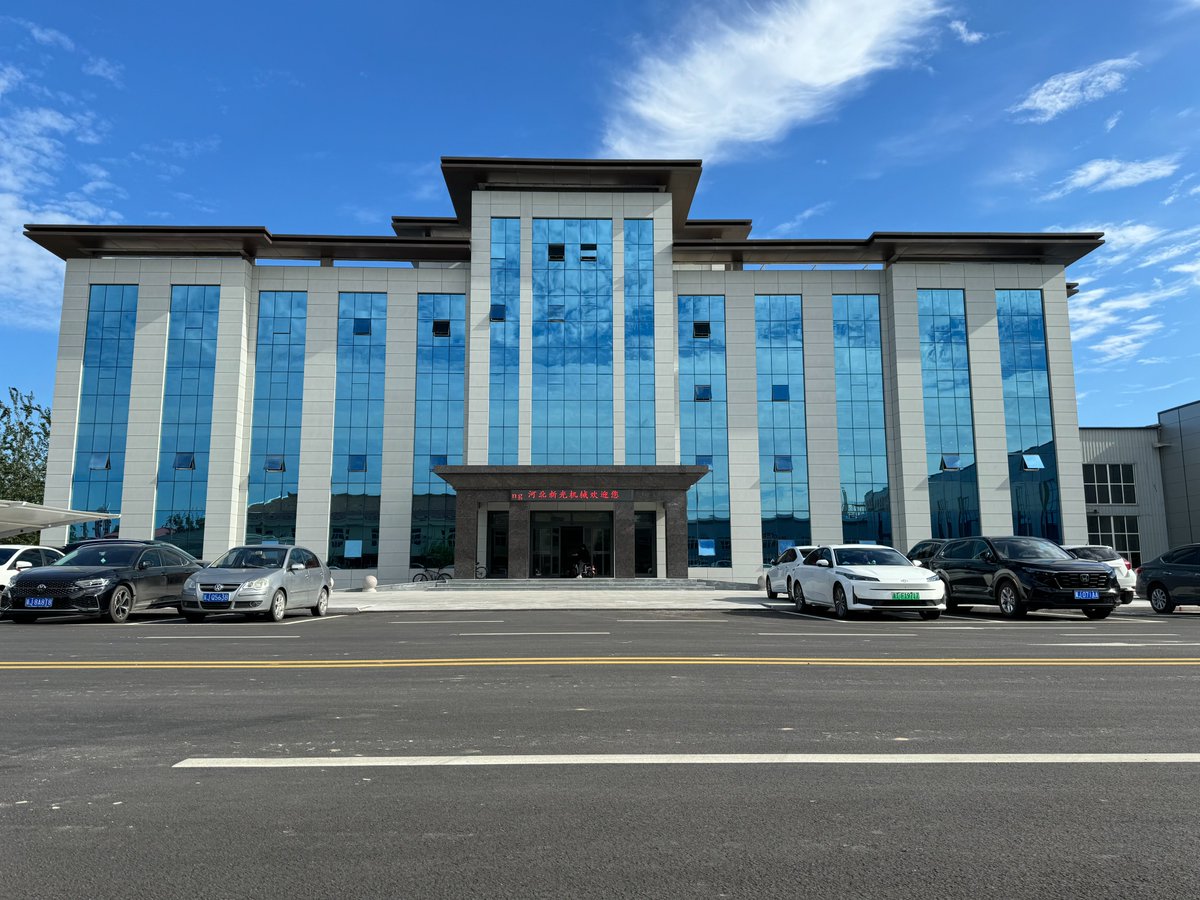 JAMESZHANGXG's tweet photo. Decades in corrugated &amp; carton machinery. Practical designs, stable production, and real-world support. ⚙️
🌐 https://t.co/ltJj6aODff
 📩 jameszhang@hb-xg.com
#corrugated #cartonmachine #packagingequipment #printingmachine #corrugatedboard #industrialmachinery https://t.co/qgPo9d2x4y