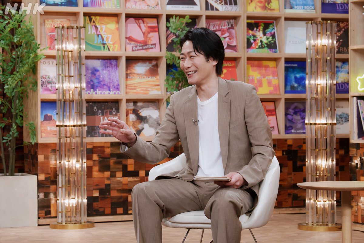 nhk_songs's tweet image. ◤#SONGS 20年ベスト
 　～70年代名曲集～ ◢

すべてSONGSの映像✨
#大泉洋 #戸次重幸 も大興奮😍🤩

「スローバラード」#忌野清志郎
「ジョニィへの伝言」#髙橋真梨子
「みずいろの雨」#八神純子
「春だったね」#吉田拓郎　ほか
 
⚠️配信はあすまで⚠️
web.nhk/tv/an/songs/pl…
～4/23(木)22:44