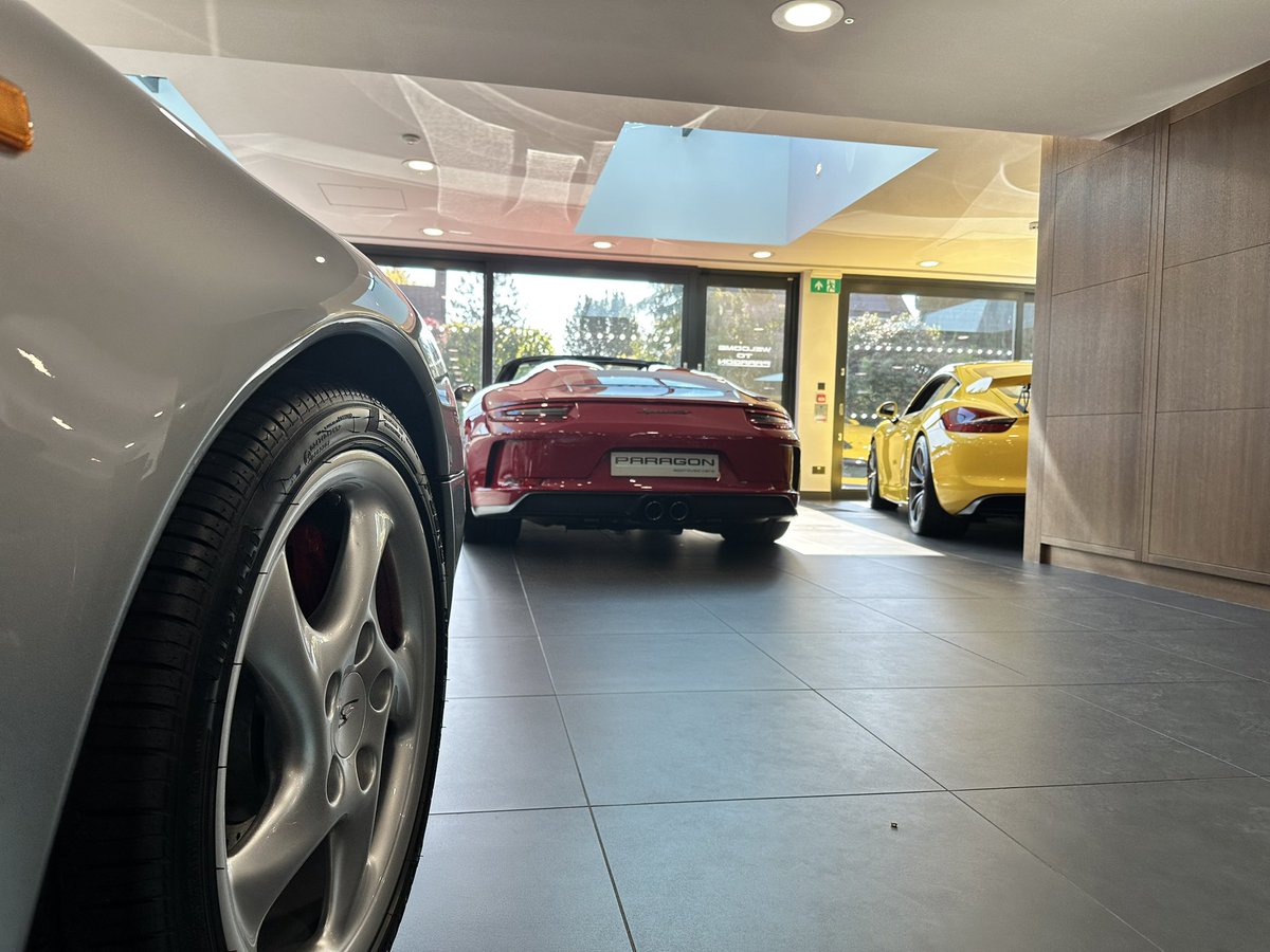 ParagonPorsche's tweet image. Paragon Today: #wednesday 🔵

Date: Wednesday 22nd April 2026
Weather: Sunshine    
Temp: High of 16ºC

#Paragon #Porsche #showroom #service