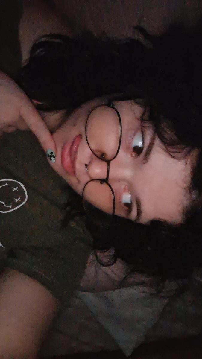 miniiable's tweet photo. Even without makeup im too good for you losers 

#paypig #findompaypigs #finsub #findom https://t.co/qL02U8RBpY