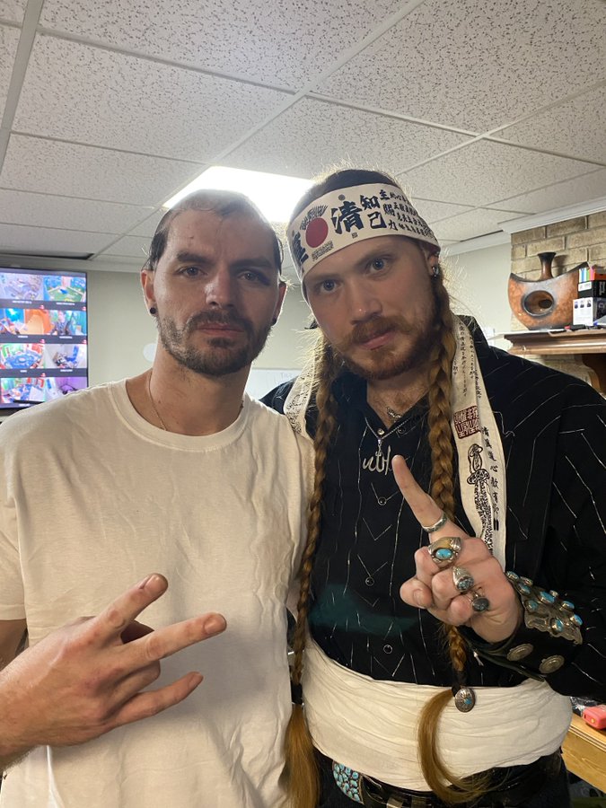 Signal_Grand tweet media