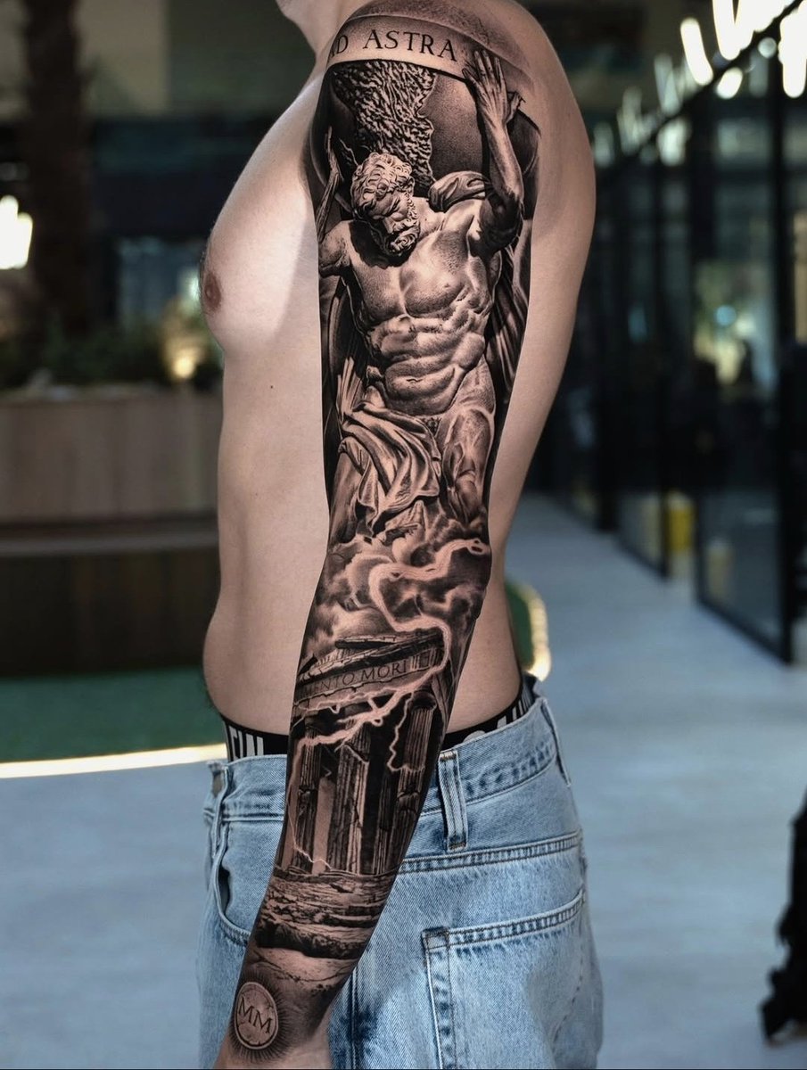HxtYxuTuber_'s tweet photo. Listo mi nuevo tatuaje 

{ #FreeRol #Fake } https://t.co/WakE1q681C