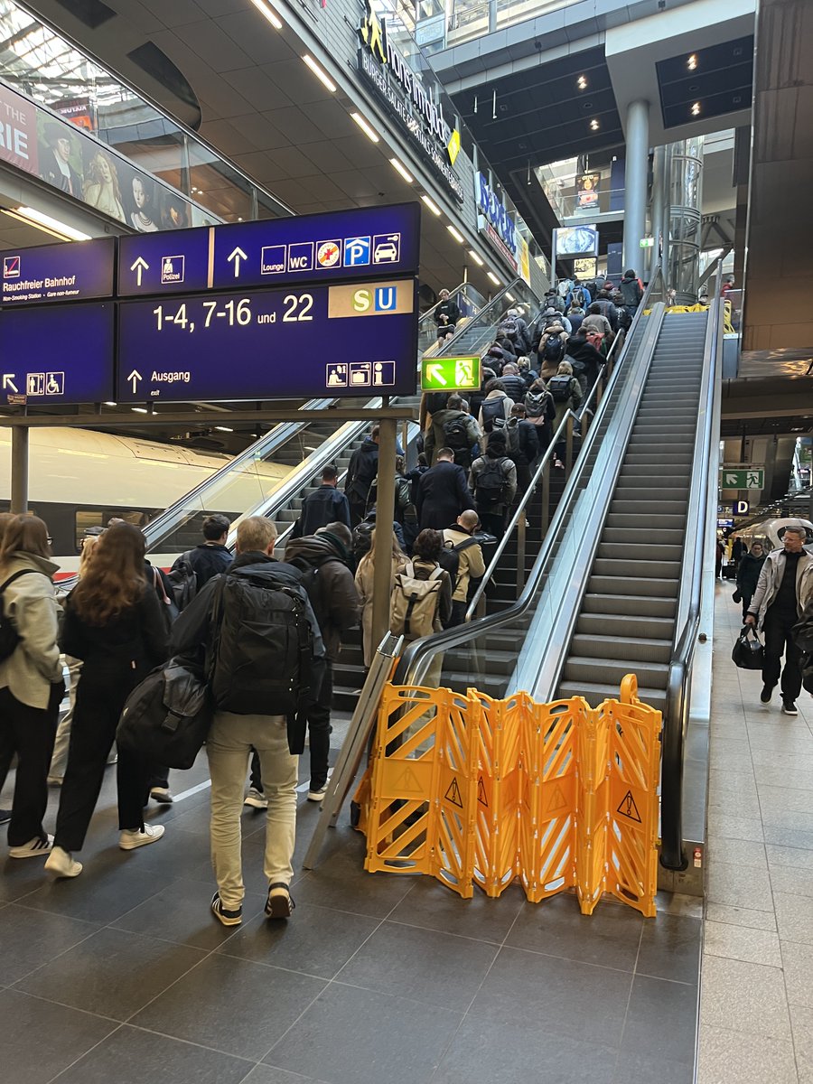 Michael Klonovsky tweet media