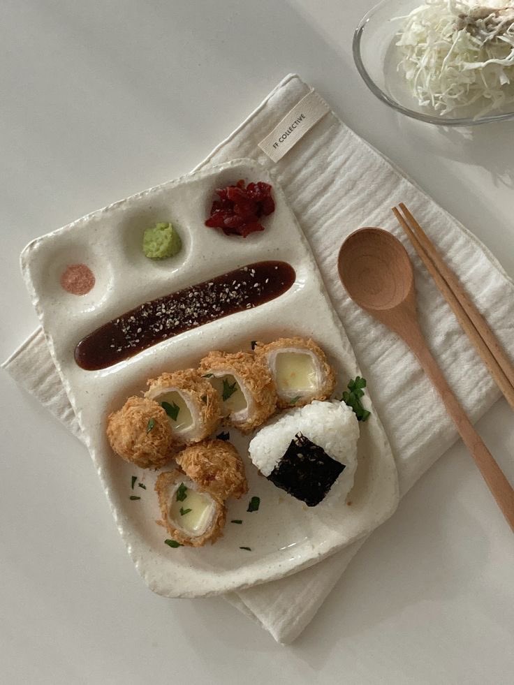 이런 그릇이 너무 좋음..근데 잘 없음…
공방가서 만들기 어렵나?