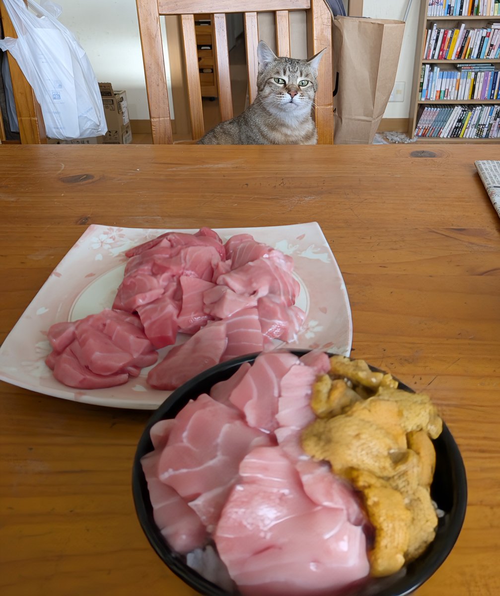 さっき美味しい缶詰出したのは...
このせいか...