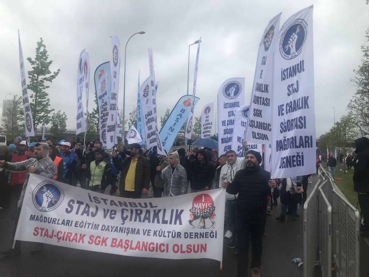 <a href="/csgbakanligi/">T.C. Çalışma ve Sosyal Güvenlik Bakanlığı</a> <a href="/isikhanvedat/">Prof. Dr. Vedat Işıkhan</a> <a href="/tvnet/">TVNET</a> "Staj ve çıraklık başlangıcı, emeklilik başlangıcı olsun! Mağduriyet bitsin, adalet yerini bulsun.
​<a href="/erbakanfatih/">Dr. Fatih Erbakan</a> <a href="/mehemmed19/">Mehmet Aşıla</a> <a href="/melihguuner/">Melih Güner</a> <a href="/rprefahpartisi/">Yeniden Refah Partisi</a>
Muhalefet Göreve 
#StajyerÇırağıUnutanKaybeder
