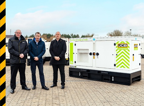 ServiceDealer's tweet photo. 🚨 WORLD FIRST 🚨

A @JCBmachines #hydrogen generator is now running in the real world. 👀

⚡Diesel‑level power, with low emissions. #Dawsongroup energy solutions just made history. But does it actually work? 👉 https://t.co/WRLB3cyCBg

#HyrdogenPower #ConstructionNews https://t.co/I74p9PLSw2