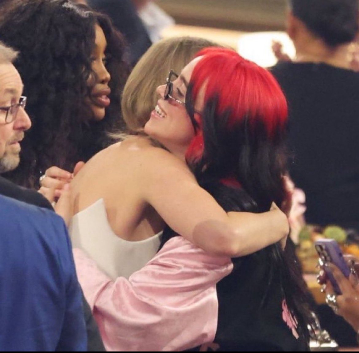 SAYSAY . tweet media