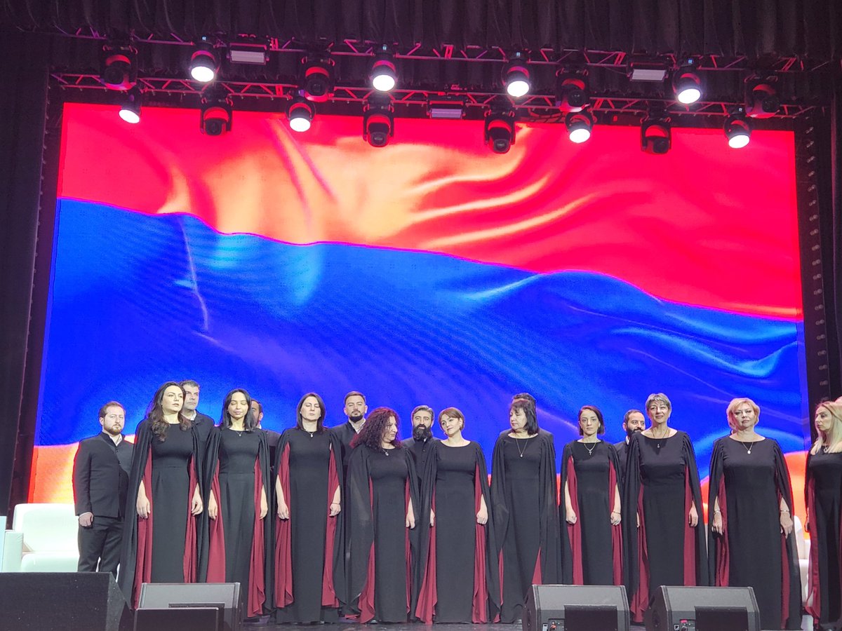 AndrewTurner tweet media